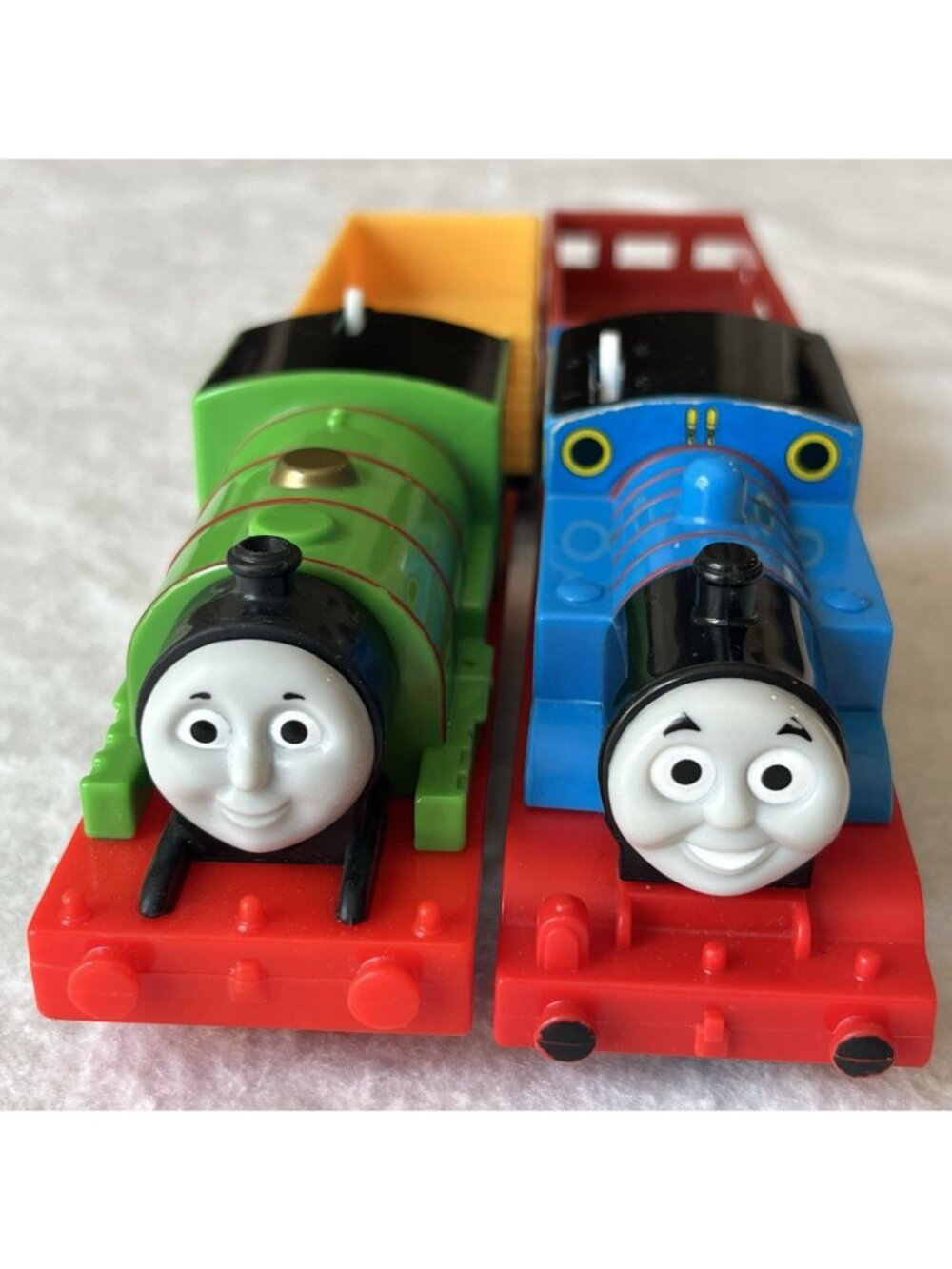 Thomas and Friends Train Thomas and Percy with 2 Cargo Cars Motorized Working